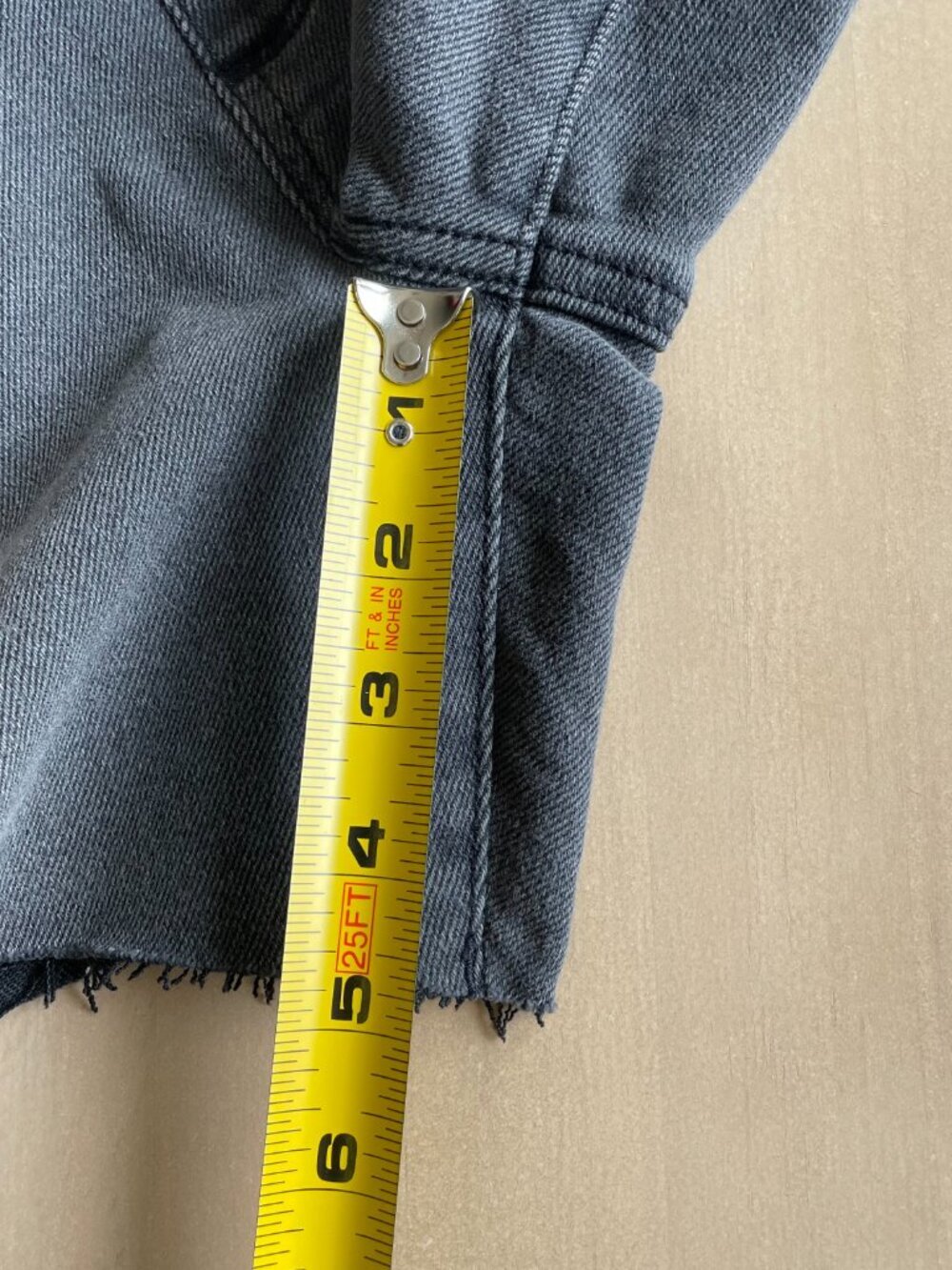 Entire Closet $5! NEW Sonoma Maternity Black Wash Denim Belly Band Jean Shorts - Picture 6 of 8